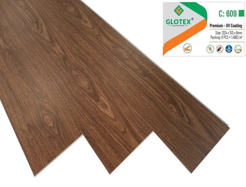 Sàn nhựa Glotex với cửa nhựa composite